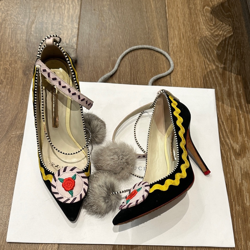 Sophia Webster Black and Yellow Heels with Floral Design super cute. They tie up
